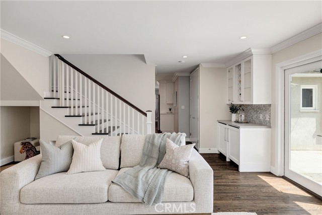 Detail Gallery Image 27 of 62 For 2209 Faymont Ave, Manhattan Beach,  CA 90266 - 4 Beds | 2/1 Baths