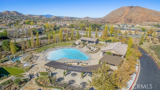 Detail Gallery Image 38 of 56 For 34267 Chaparossa Dr, Lake Elsinore,  CA 92532 - 4 Beds | 2/1 Baths