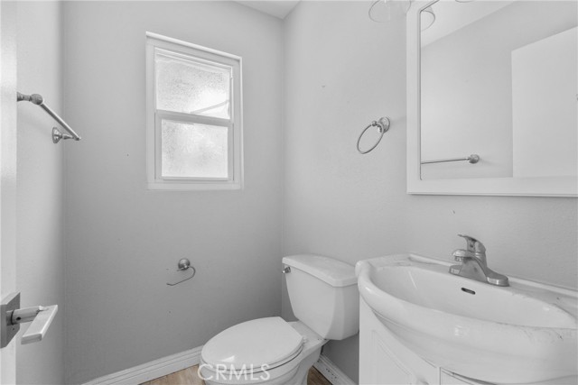1754 N 1st Avenue, Upland CA: https://media.crmls.org/medias/b4dd915b-ab5d-4a7e-ac73-734f6c88515a.jpg