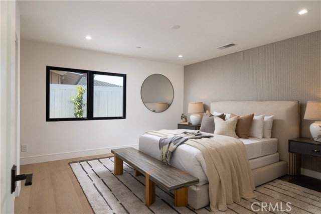 Detail Gallery Image 28 of 50 For 1524 Dolphin Ter, Corona Del Mar,  CA 92625 - 3 Beds | 3/1 Baths