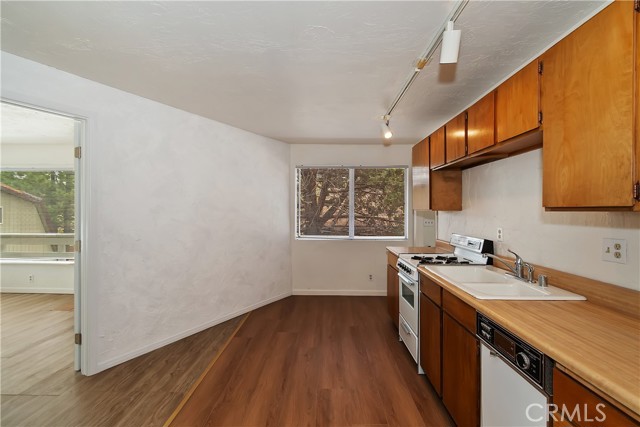 Detail Gallery Image 18 of 45 For 2767 Cedar Ln, Big Bear City,  CA 92314 - 1 Beds | 1 Baths