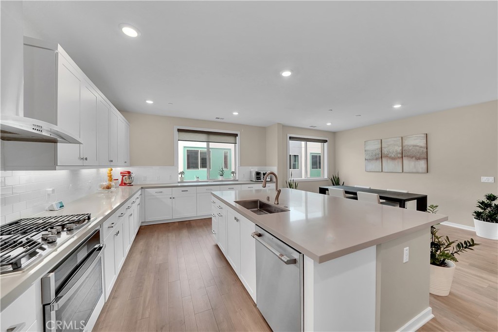 MLS #NP25271642 image #9