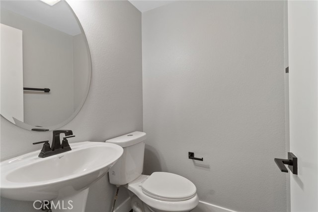 Detail Gallery Image 10 of 24 For 489 N Hummingbird Dr, Brea,  CA 92823 - 4 Beds | 2/1 Baths