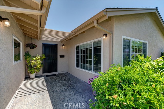 Detail Gallery Image 2 of 32 For 20322 Callaway Ave, Lakewood,  CA 90715 - 3 Beds | 2 Baths