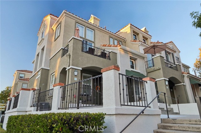 Front Image Thumbnail for CROC26062486