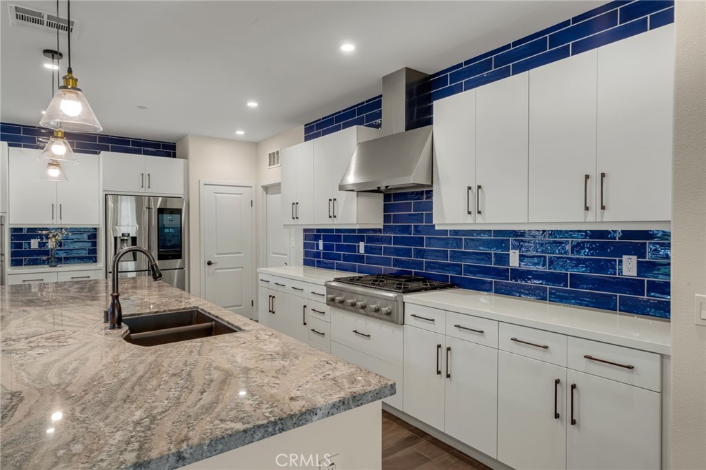 MLS #DW25252670 image #18