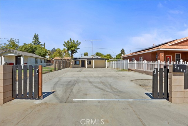 Detail Gallery Image 13 of 48 For 3826 Oregon, Bakersfield,  CA 93306 - 1 Beds | 1 Baths