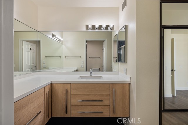 3665 S Bear Street, Santa Ana CA: https://media.crmls.org/medias/b4e52eb8-934c-4beb-8f72-856d5bcd0c2d.jpg