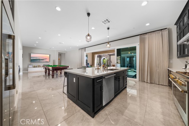 Detail Gallery Image 32 of 73 For 8826 Justify Dr, Rancho Cucamonga,  CA 91701 - 5 Beds | 5/1 Baths
