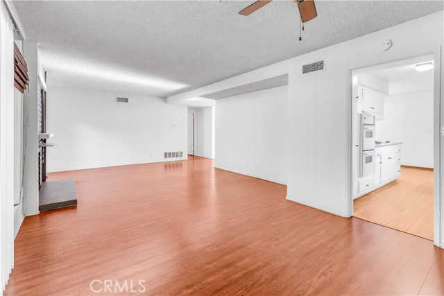 12039 Gothic Avenue photo 8