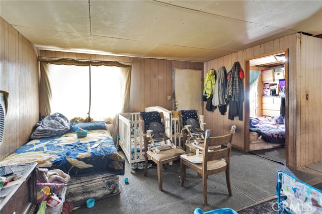 5924 Old Woman Springs Road, Johnson Valley CA: https://media.crmls.org/medias/b4e644da-e07e-4707-9484-36e55c37a2fe.jpg
