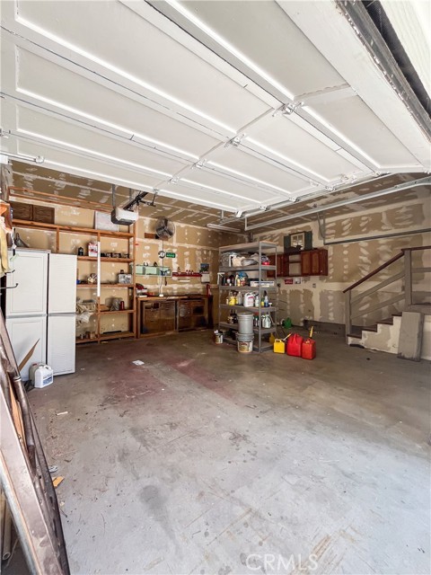 1125 Hemlock Lane, Big Bear City CA: https://media.crmls.org/medias/b4e7f295-8403-4877-ba14-6b0690d2fd8f.jpg
