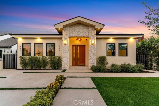 Detail Gallery Image 56 of 61 For 11956 Collins St, Valley Village,  CA 91607 - 5 Beds | 5/1 Baths