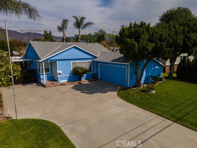 115 W Mauna Loa Ave, Glendora, CA 91740