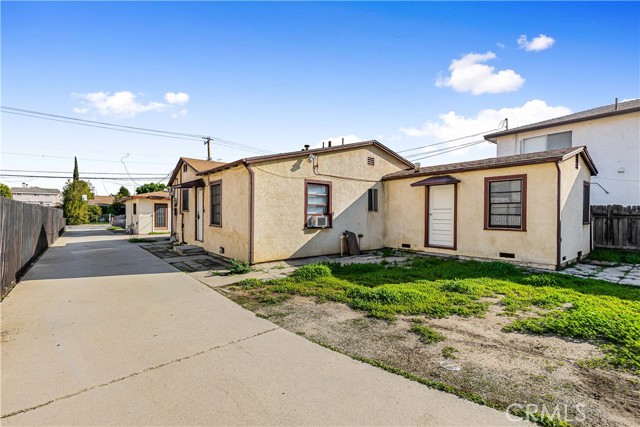 Front Image Thumbnail for CROC25271853