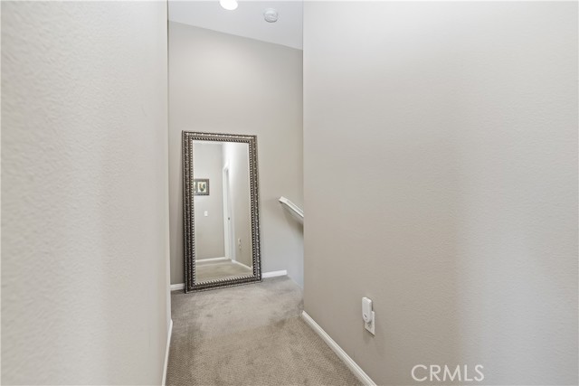 384 Ruby Red Lane, Upland CA: https://media.crmls.org/medias/b4ea02a5-cf8f-4a61-9bd3-dd49aa00634c.jpg