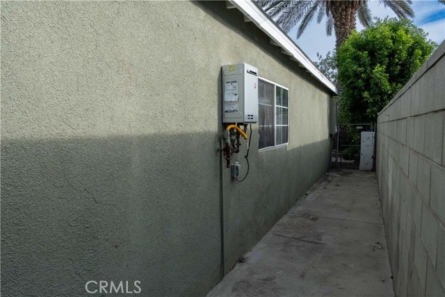 Detail Gallery Image 41 of 47 For 15719 Romar St, North Hills,  CA 91343 - 3 Beds | 2 Baths