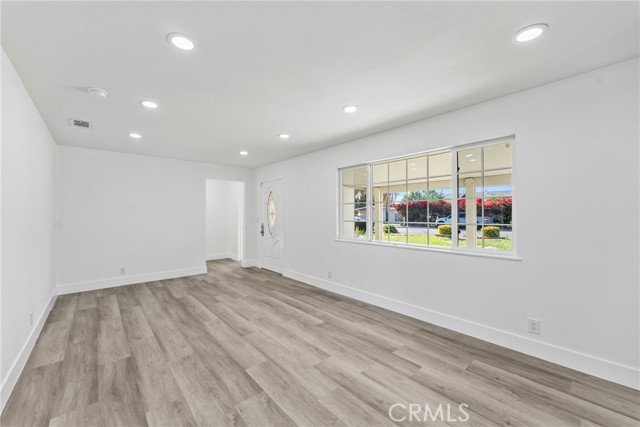 Detail Gallery Image 10 of 35 For 12040 Kristen Ct, Moreno Valley,  CA 92557 - 3 Beds | 2 Baths