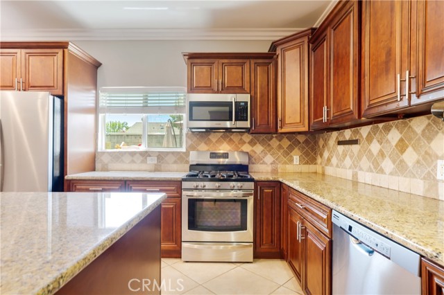 Detail Gallery Image 11 of 21 For 17434 Tiara St, Encino,  CA 91316 - 3 Beds | 2 Baths