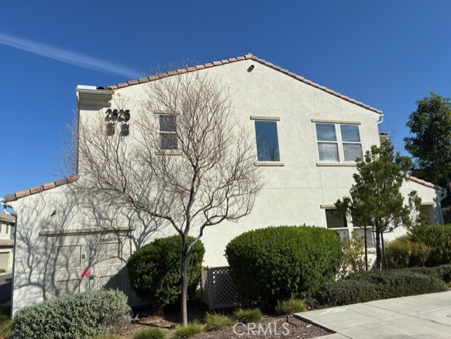 Detail Gallery Image 3 of 26 For 2625 Verna #104,  Corona,  CA 92883 - 3 Beds | 2/1 Baths