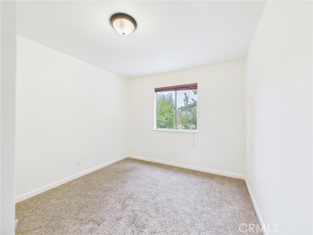 Detail Gallery Image 35 of 46 For 10781 N Windham Bay Cir, Fresno,  CA 93730 - 3 Beds | 2/1 Baths