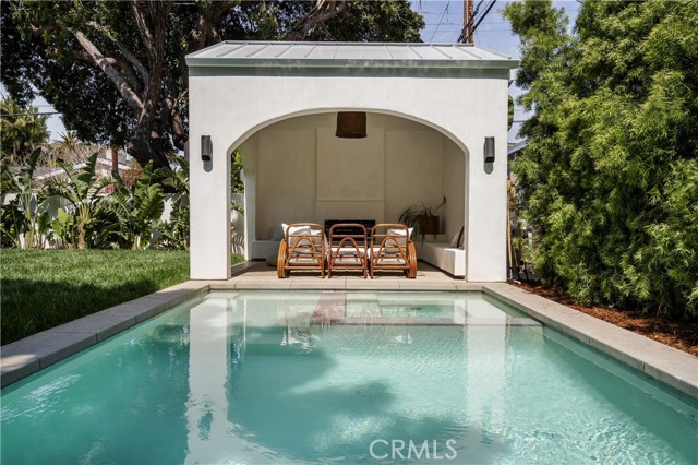 3706 Barry Ave, Los Angeles, California 90066, 5 Bedrooms Bedrooms, ,5 BathroomsBathrooms,Single Family Residence,For Sale,Barry Ave,PW24054700