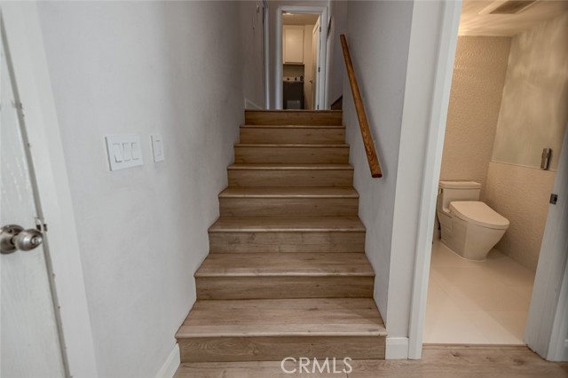Detail Gallery Image 12 of 40 For 10831 Roycroft St #18,  Sun Valley,  CA 91352 - 3 Beds | 2/1 Baths