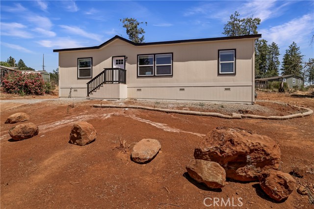 Detail Gallery Image 4 of 37 For 5620 Salida Cir, Paradise,  CA 95969 - 3 Beds | 2 Baths