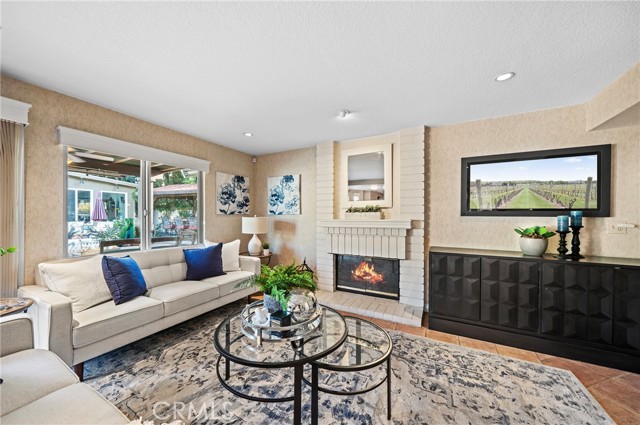 Detail Gallery Image 14 of 35 For 1030 Fountain Springs, Glendora,  CA 91741 - 5 Beds | 3 Baths