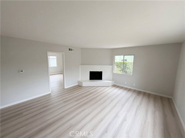 Detail Gallery Image 3 of 27 For 5654 Tower Rd, Riverside,  CA 92506 - 3 Beds | 2 Baths