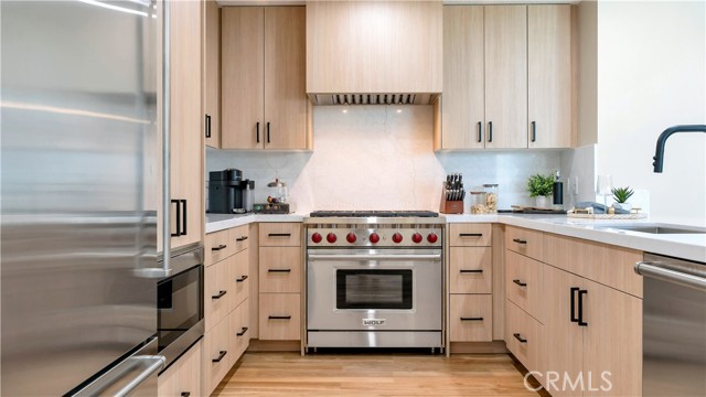 Image 14 of 49 For 3141 Michelson Drive 1202