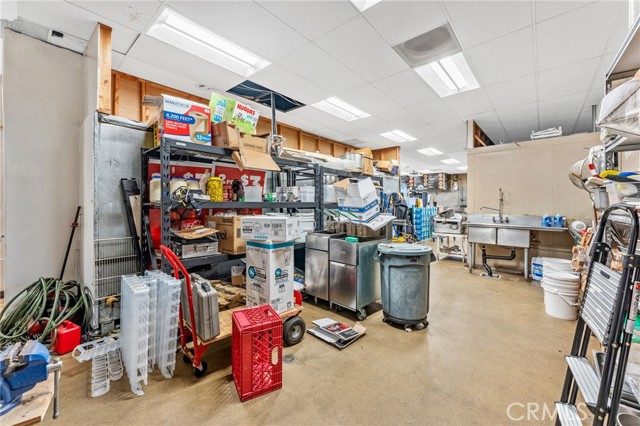 3200 Mission Avenue, Oceanside CA: https://media.crmls.org/medias/b4ed860e-bb0b-47dd-9c46-725f7a30b48c.jpg