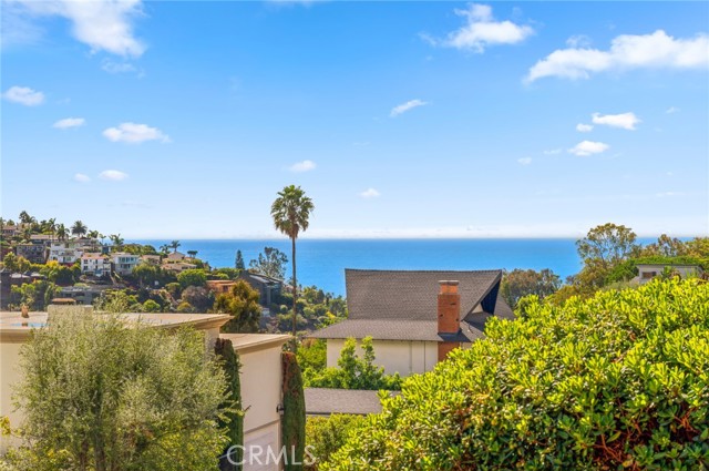 Detail Gallery Image 6 of 14 For 1346 Cerritos, Laguna Beach,  CA 92651 - 3 Beds | 2 Baths