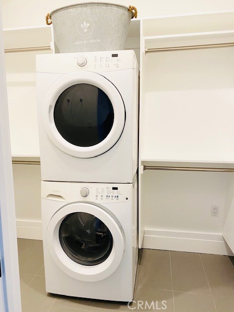 5437 Ventura Canyon Avenue, Sherman Oaks CA: https://media.crmls.org/medias/b4ede1f9-9f56-426d-8579-5a568095ac2e.jpg