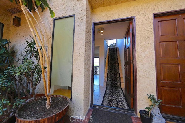 1112 S Meyler Street, San Pedro CA: https://media.crmls.org/medias/b4ee4441-2047-4627-8b37-78ebf9fc3cad.jpg