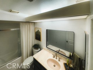 14650 Via Pointe Del Sol, Whittier CA: https://media.crmls.org/medias/b4ee9792-736b-45c4-81b6-e49c2c9400f1.jpg