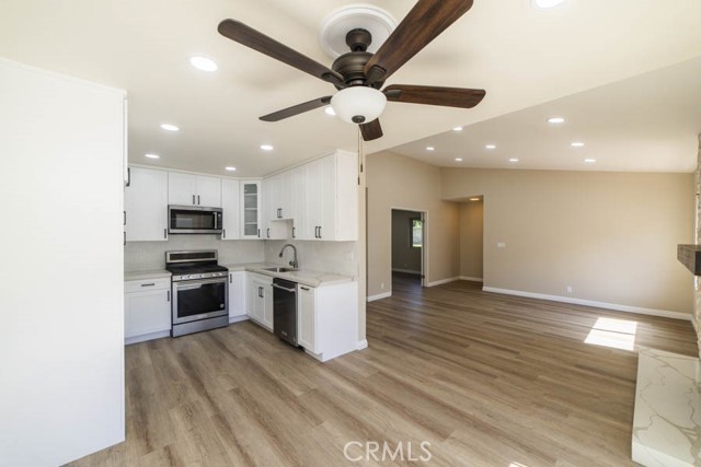 Detail Gallery Image 7 of 29 For 15 Stonepine, Irvine,  CA 92604 - 3 Beds | 2 Baths