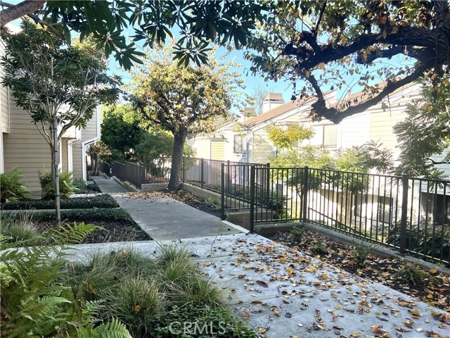 Detail Gallery Image 40 of 41 For 4 Latitude Ct, Newport Beach,  CA 92663 - 3 Beds | 2/1 Baths