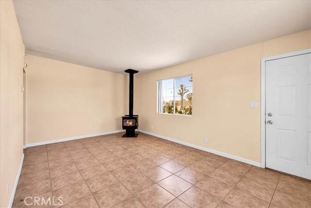 58382 Sunny Sands Drive, Yucca Valley CA: https://media.crmls.org/medias/b4f2472d-06c2-49a6-b9ed-693ffc5e7fdd.jpg