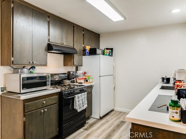 Detail Gallery Image 11 of 28 For 3450 Santa Maria, Santa Maria,  CA 93455 - 2 Beds | 1/1 Baths