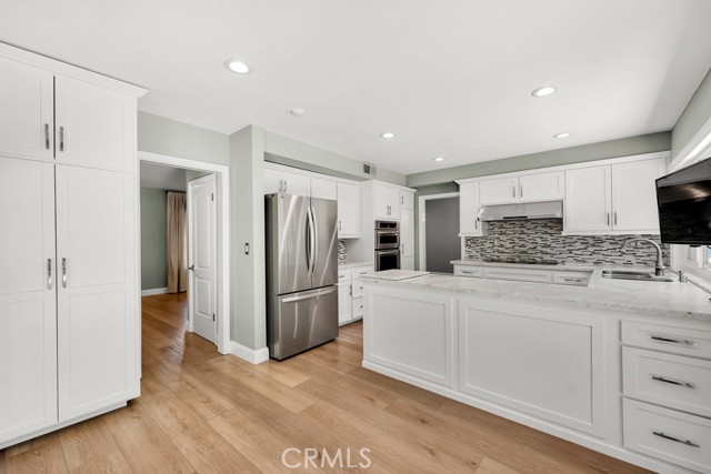 Detail Gallery Image 21 of 49 For 12444 Marva Ave, Granada Hills,  CA 91344 - 4 Beds | 3 Baths