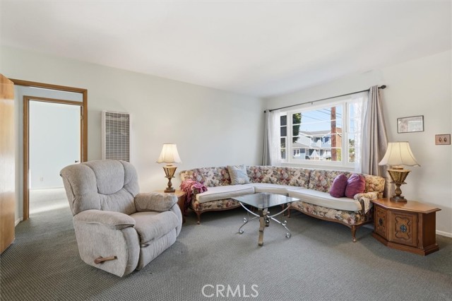 1700 Voorhees Avenue, Manhattan Beach, California 90266, 3 Bedrooms Bedrooms, ,2 BathroomsBathrooms,Residential,Sold,Voorhees,SB25262545 1700 Voorhees Avenue, Manhattan Beach, California 90266, 3 Bedrooms Bedrooms, ,2 BathroomsBathrooms,Residential,Sold,Voorhees,SB25262545