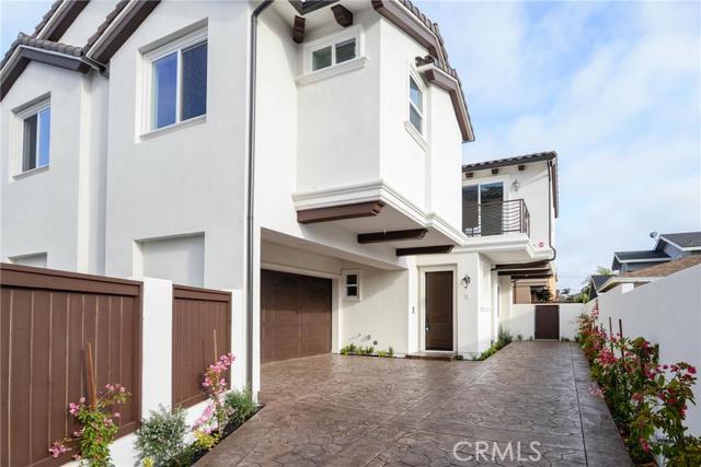 2214 Warfield Avenue, Redondo Beach, California 90278, 4 Bedrooms Bedrooms, ,3 BathroomsBathrooms,Residential,Sold,Warfield,PV16133363