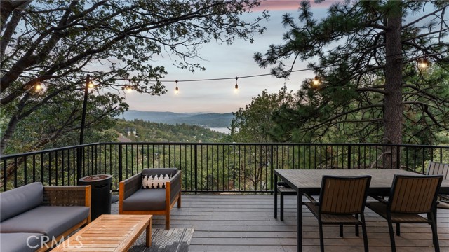 Detail Gallery Image 8 of 44 For 1148 Nadelhorn Dr, Lake Arrowhead,  CA 92352 - 4 Beds | 2/1 Baths