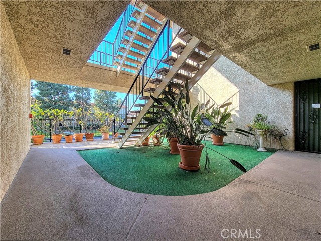 Detail Gallery Image 22 of 27 For 2370 via Mariposa 1h,  Laguna Woods,  CA 92637 - 2 Beds | 2 Baths