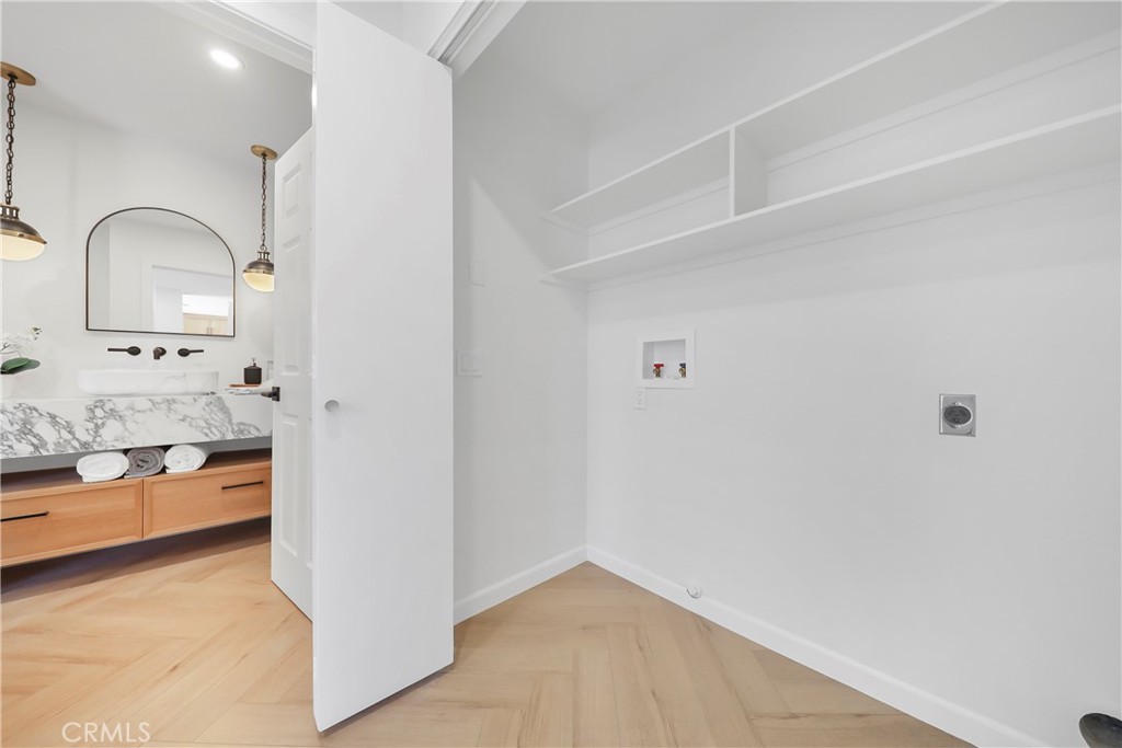 MLS #OC25168664 img 24