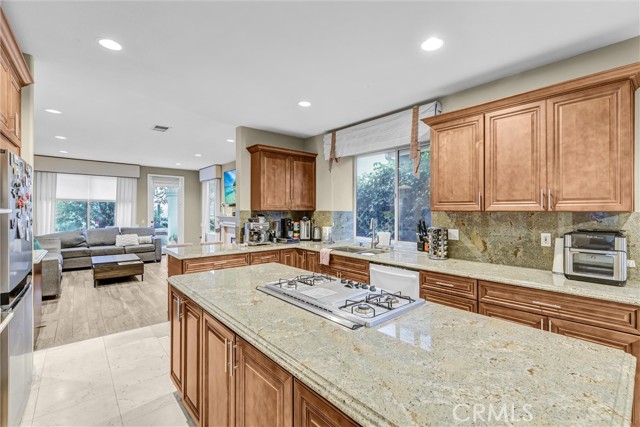 Detail Gallery Image 2 of 16 For 27180 Pacific Heights, Mission Viejo,  CA 92692 - 4 Beds | 4 Baths