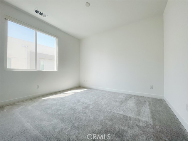 1866 S Westside Drive, Anaheim CA: https://media.crmls.org/medias/b4f69837-0a03-4edf-add9-43e4ce158fa2.jpg