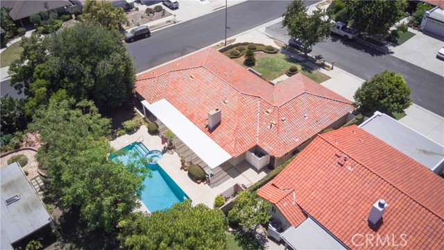10200 Bothwell Road, Northridge CA: https://media.crmls.org/medias/b4f6a63b-4f19-40a2-9a5d-4fb3ae86955a.jpg