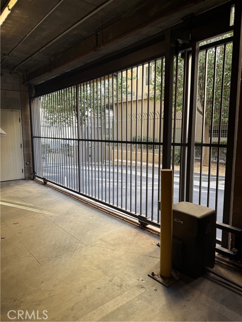 Detail Gallery Image 22 of 25 For 2864 Sunset #205,  Los Angeles,  CA 90005 - 2 Beds | 2/1 Baths